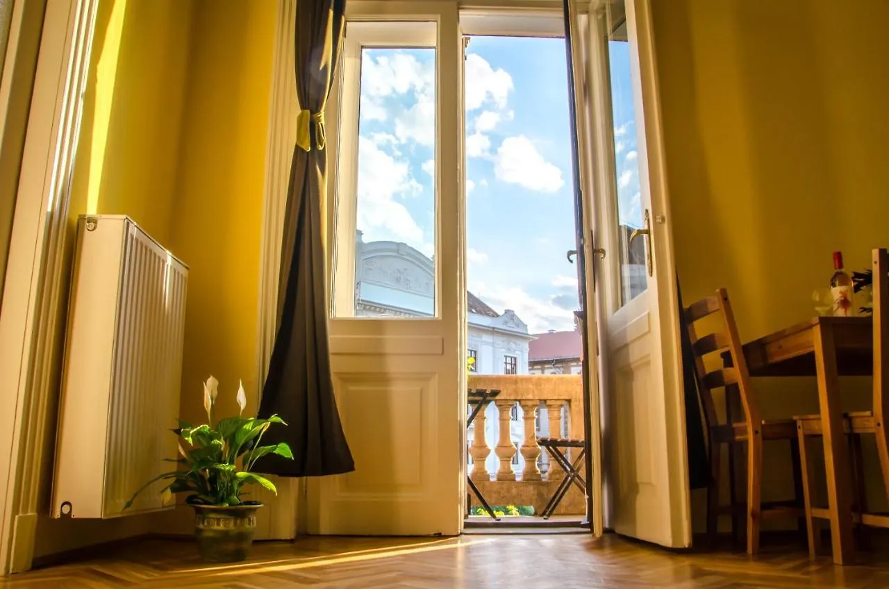 Aparthotel Vigszinhaz Budapest 0*,