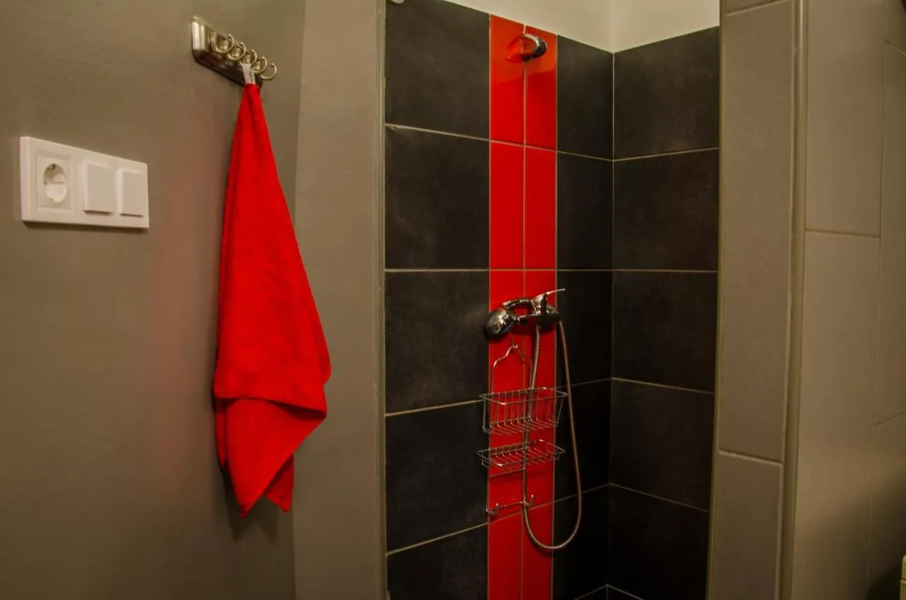 Hostel Aparthotel Vigszinhaz Budapest